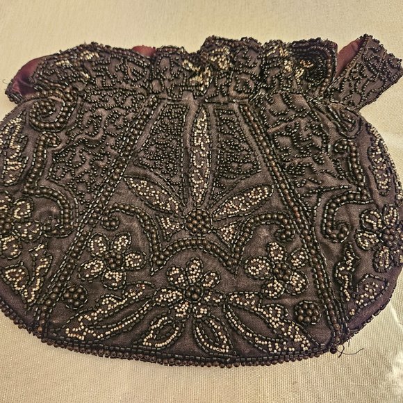 Vintage Black Beaded Wristlet - Picture 4 of 9